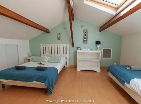 Holiday home Manade Blanc - La Feniere Arles